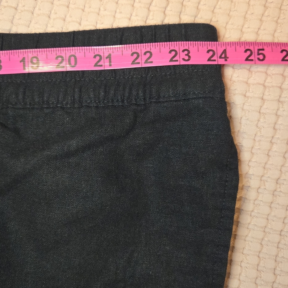 Old Navy Black Linen Straight-Leg Cropped Pants - Picture 10 of 11
